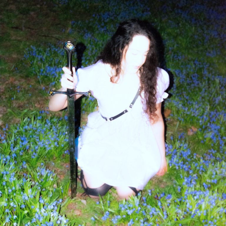 LAVAGXRL make believe